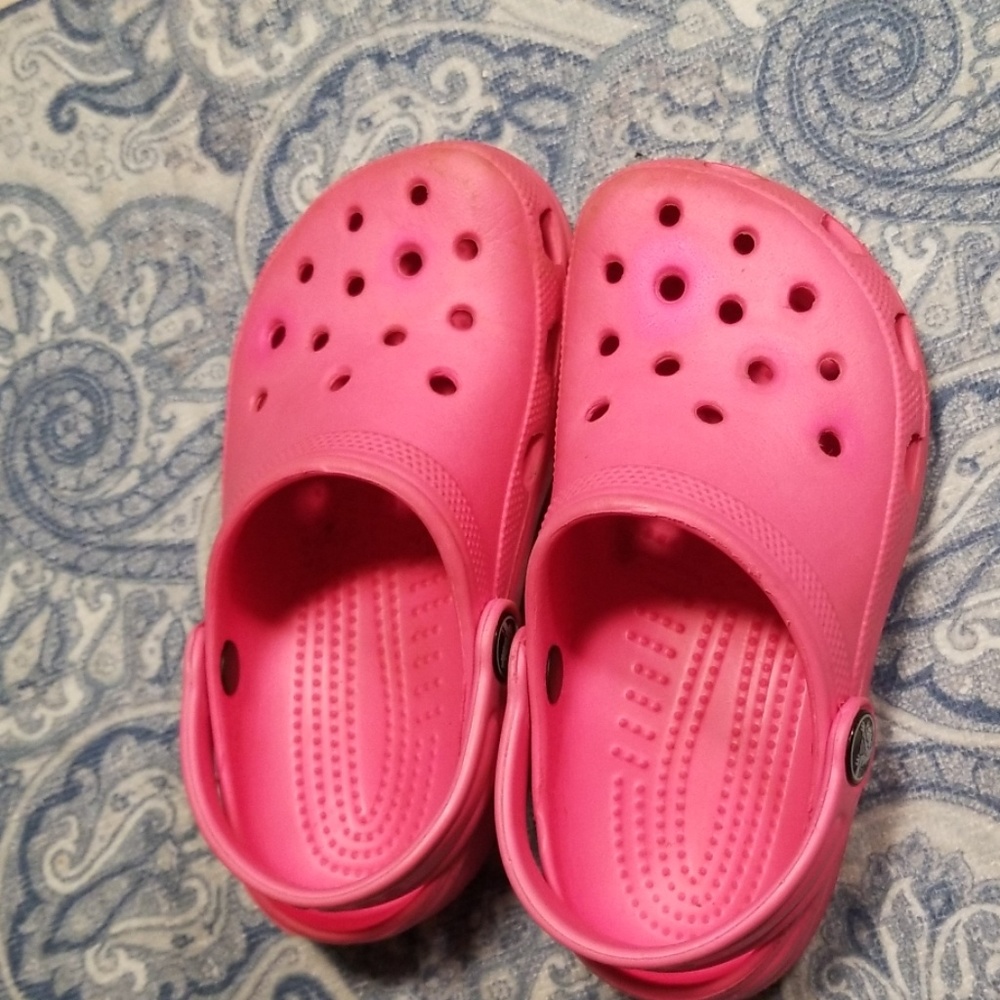 Girls Crocs size 10/11 Pink